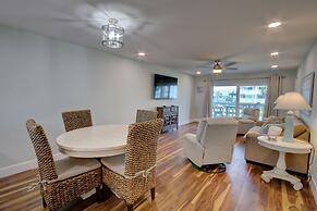 422 El Matador 2 Bedroom Condo by RedAwning