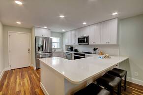 422 El Matador 2 Bedroom Condo by RedAwning