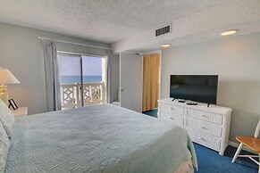 351 El Matador 2 Bedroom Condo by RedAwning