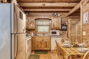 Mystic Mountain - Great Location! Close To All The Action! 2 Bedroom C