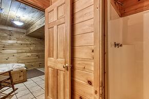 Mystic Mountain - Great Location! Close To All The Action! 2 Bedroom C