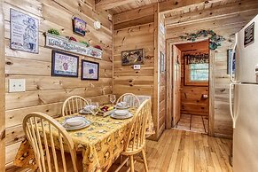 Mystic Mountain - Great Location! Close To All The Action! 2 Bedroom C