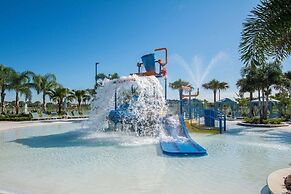 5 Bedrooms Townhome w- Splashpool - 8205SA 5 Townhouse by RedAwning