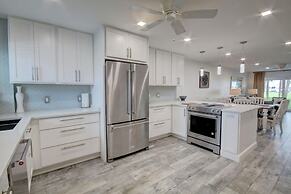 116 El Matador 2 Bedroom Condo by RedAwning