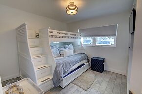 116 El Matador 2 Bedroom Condo by RedAwning