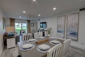 116 El Matador 2 Bedroom Condo by RedAwning