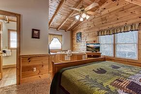 Er6 - On Eagles' Wings - Great Location. Close To All The Action! 6 Be