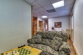 Er6 - On Eagles' Wings - Great Location. Close To All The Action! 6 Be