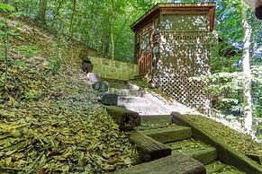 Er96 - Squirrel's Leap - Great Location! Close To Town! 2 Bedroom Cabi