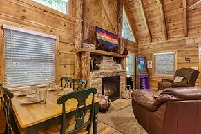 Er96 - Squirrel's Leap - Great Location! Close To Town! 2 Bedroom Cabi