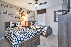 Luxury Home, Pool, Spa, Gm Room, Gated Com.-4918cg 7 Bedroom Home by R