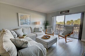 528 El Matador 2 Bedroom Condo by RedAwning