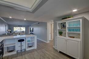 528 El Matador 2 Bedroom Condo by RedAwning