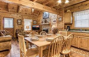 Er74 - Gerrald's Chalet - Great Location. Close To All The Action! 3 B