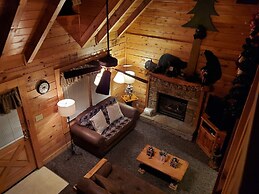 Er 246 â The Getaway Great Location â Close To Town! 2 Bedroom Cabin b