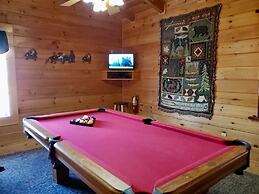 Er 246 â The Getaway Great Location â Close To Town! 2 Bedroom Cabin b