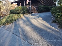 Er 246 â The Getaway Great Location â Close To Town! 2 Bedroom Cabin b