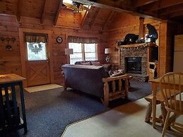 Er 246 â The Getaway Great Location â Close To Town! 2 Bedroom Cabin b