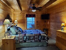 Er 246 â The Getaway Great Location â Close To Town! 2 Bedroom Cabin b