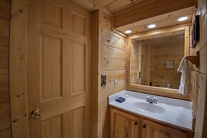 Er 246 â The Getaway Great Location â Close To Town! 2 Bedroom Cabin b