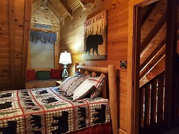 Er 246 â The Getaway Great Location â Close To Town! 2 Bedroom Cabin b