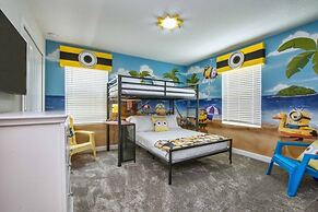 Storey Lake 8 Bed Lake Front Pool & Spa - 1684str 8 Bedroom Home by Re