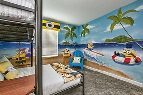 Storey Lake 8 Bed Lake Front Pool & Spa - 1684str 8 Bedroom Home by Re