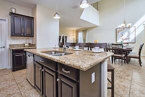 5 Bed House W- Pool In Paradise Palms 3180pp 5 Bedroom Home by RedAwni