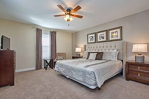 5 Bed House W- Pool In Paradise Palms 3180pp 5 Bedroom Home by RedAwni