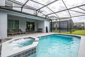 Brand New Family Getaway W/pool & Spa -7049sr 5 Bedroom Home by RedAwn