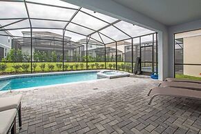 Brand New Family Getaway W/pool & Spa -7049sr 5 Bedroom Home by RedAwn