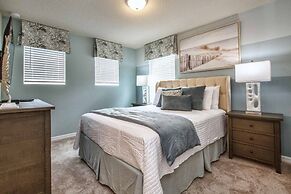 Brand New Family Getaway W/pool & Spa -7049sr 5 Bedroom Home by RedAwn