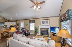 Our Tennessee Mountain Home - Great Location! Close To All The Action!