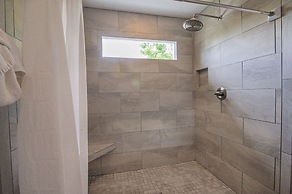 Our Tennessee Mountain Home - Great Location! Close To All The Action!