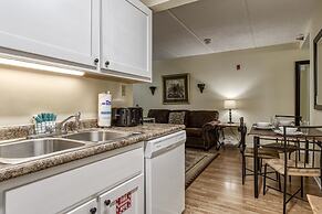 Gatlinburg Towers Condo Unit 501 - Great Location! Close To Town! 3 Be