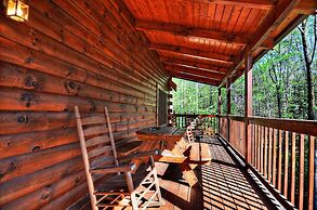 Er298- Renewed Spirit Great Location- Close To Town 7 Bedroom Cabin by