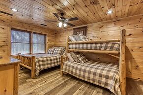 Cub Path Lodge - Luxurious 5/5 With Theatre Room And Mountain Views! 5