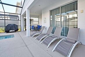 Storey Lake-6 Bedroom Pool Home - 1675STR 6 Home by RedAwning