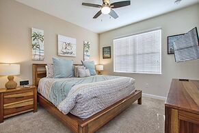 Storey Lake-6 Bedroom Pool Home - 1675STR 6 Home by RedAwning