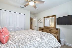 Storey Lake-6 Bedroom Pool Home - 1675STR 6 Home by RedAwning