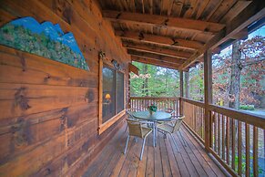 Er307- Eagle's View- Great Location- Close To Town 2 Bedroom Cabin by 