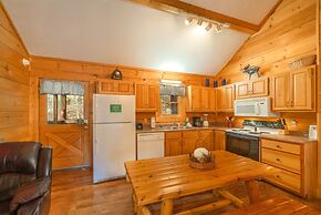 Er307- Eagle's View- Great Location- Close To Town 2 Bedroom Cabin by 