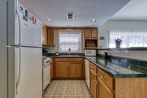 Colonial Crest 110 - Great Location! - You Can Walk To Town! 2 Bedroom