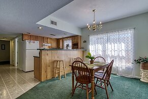 Colonial Crest 110 - Great Location! - You Can Walk To Town! 2 Bedroom