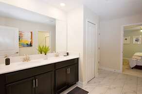 Storey Lake - 9 Bedroom Home with Pool - 1678ST 9 Home by RedAwning