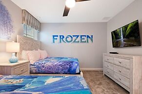 Storey Lake - 9 Bedroom Home with Pool - 1678ST 9 Home by RedAwning