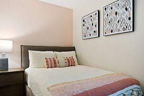 Storey Lake - 9 Bedroom Home with Pool - 1678ST 9 Home by RedAwning