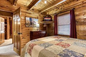 Er47 - Moody Blue - Great Location. Close To All The Action! 3 Bedroom