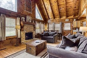 Er47 - Moody Blue - Great Location. Close To All The Action! 3 Bedroom