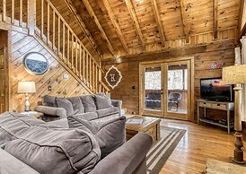 Er47 - Moody Blue - Great Location. Close To All The Action! 3 Bedroom